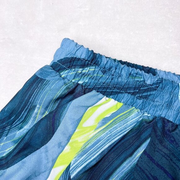 Women’s Old Navy Active Run Shorts | Blue Marble | Dolphin Hem | Size Medium - Picture 3 of 11